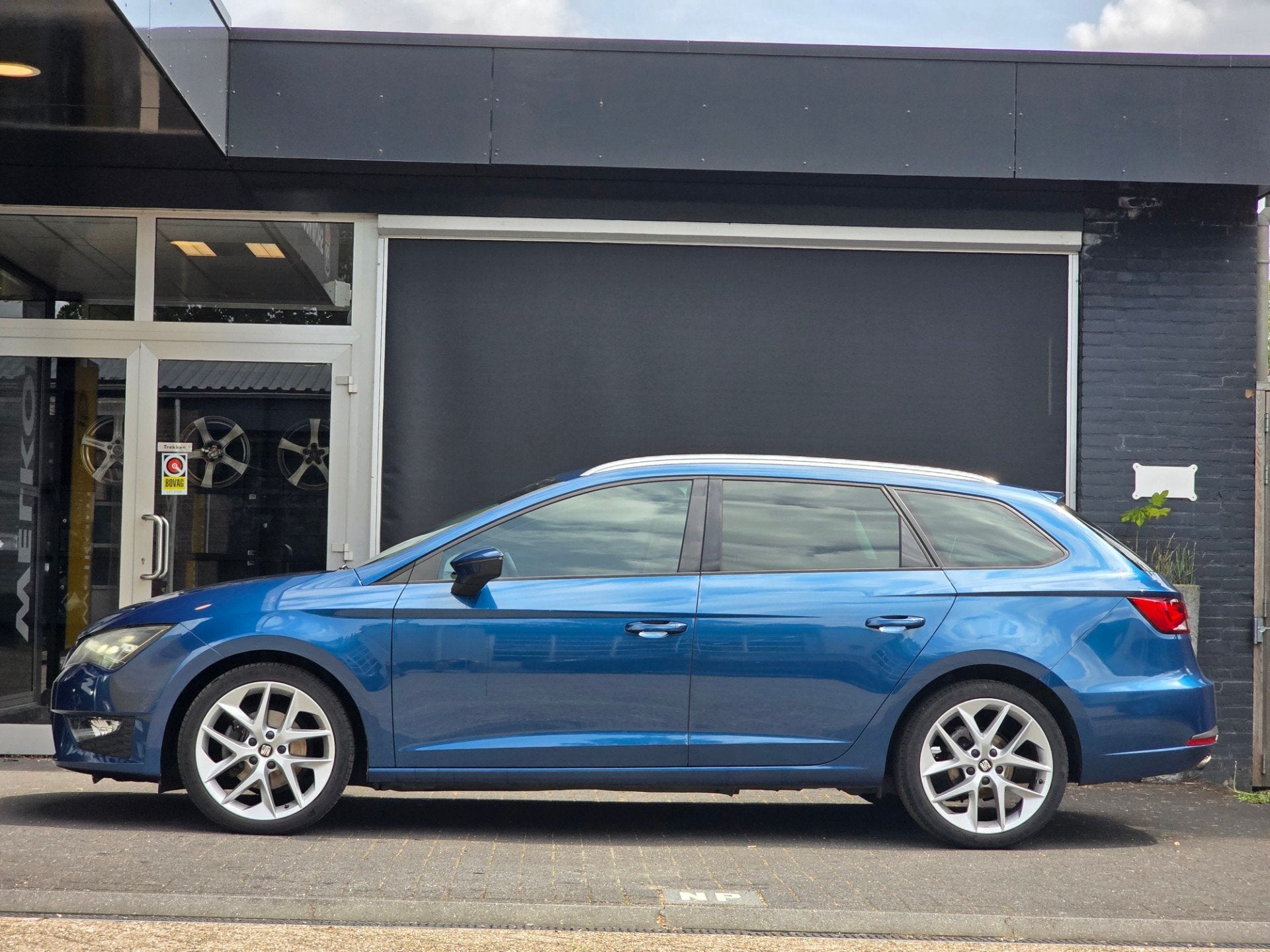 Seat Leon ST 1.4 TSI FR Business / DCC / CRUISE / CLIMA, Euro 5, Zwart, Leder en Stof, 122 pk