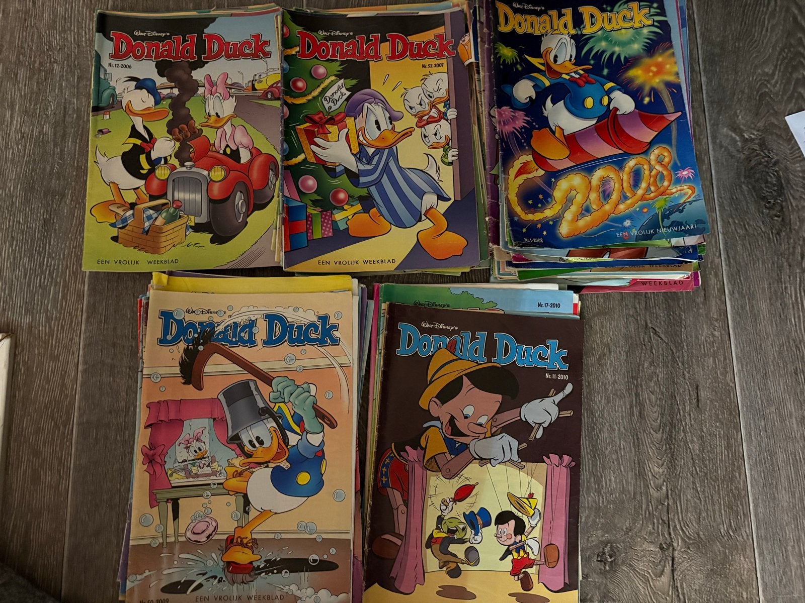 Donald Duck stripboeken - Diverse jaargangen niet compleet, Meerdere stripboeken, Ophalen of Verzenden, Gelezen