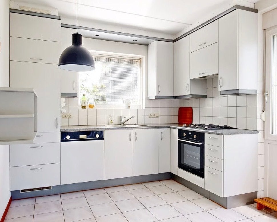 Gratis hoekkeuken af te halen, Huis en Inrichting, Keuken | Complete keukens, Ophalen, Gebruikt, Wit, Hoekkeuken