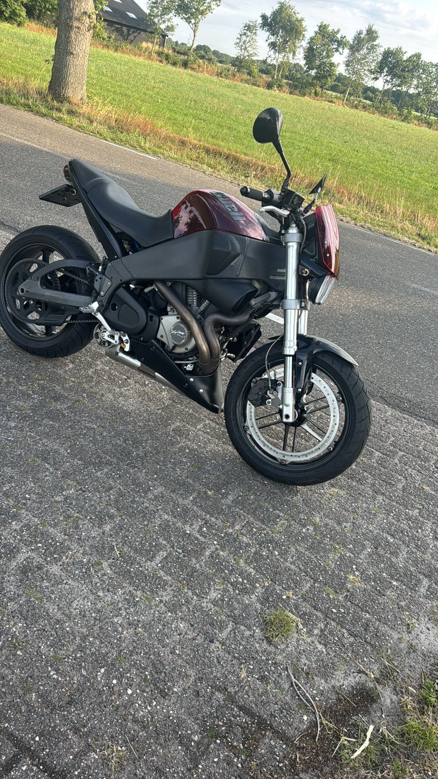Buell xb12s tank cover cherry bomb red., Ophalen