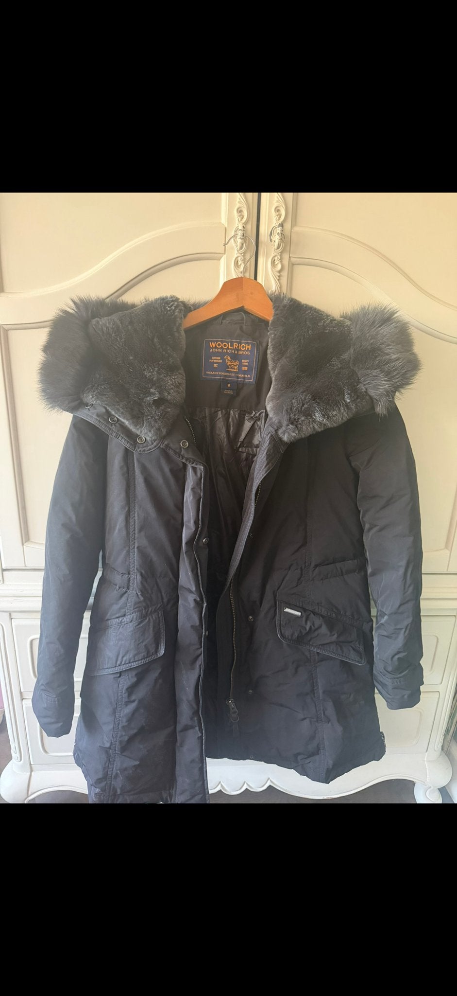 Woolrich winterjas met bontkraag - Maat M, Ophalen, Zo goed als nieuw, Maat 38/40 (M), Zwart