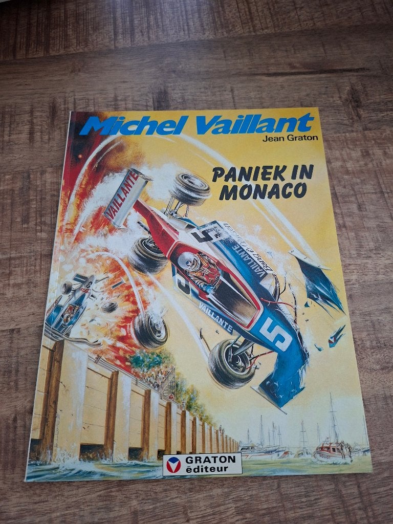 Michel Vaillant 47 – Paniek in Monaco, Eén stripboek, Ophalen of Verzenden, Zo goed als nieuw