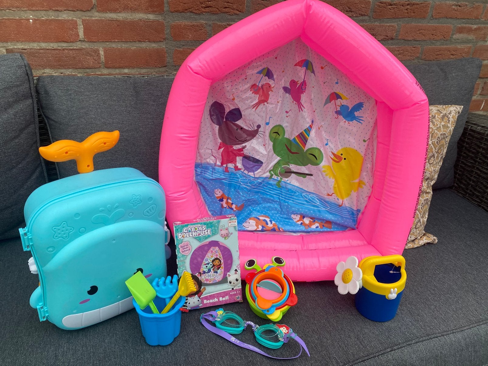 Leuke zomerset,  water speelgoed / meisje, Ophalen, Zo goed als nieuw