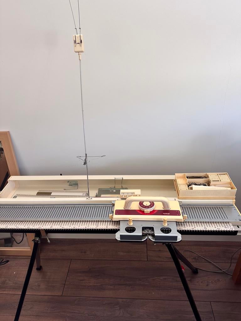 Brother KH230 Grofbreier, Ophalen, Gebruikt, Breien, Machine