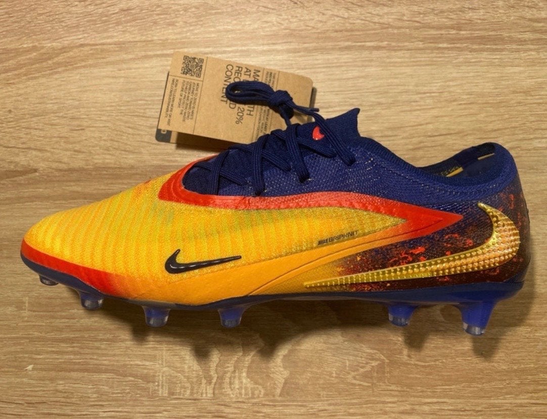 Nieuwe Nike Phantom GT2 Elite AG-Pro voetbalschoenen, Ophalen of Verzenden, Nieuw, Schoenen