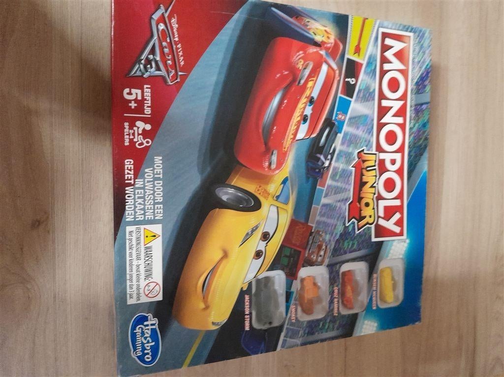 monopoly junior cars - s3334, Hobby en Vrije tijd, Gezelschapsspellen | Bordspellen, Verzenden, Zo goed als nieuw