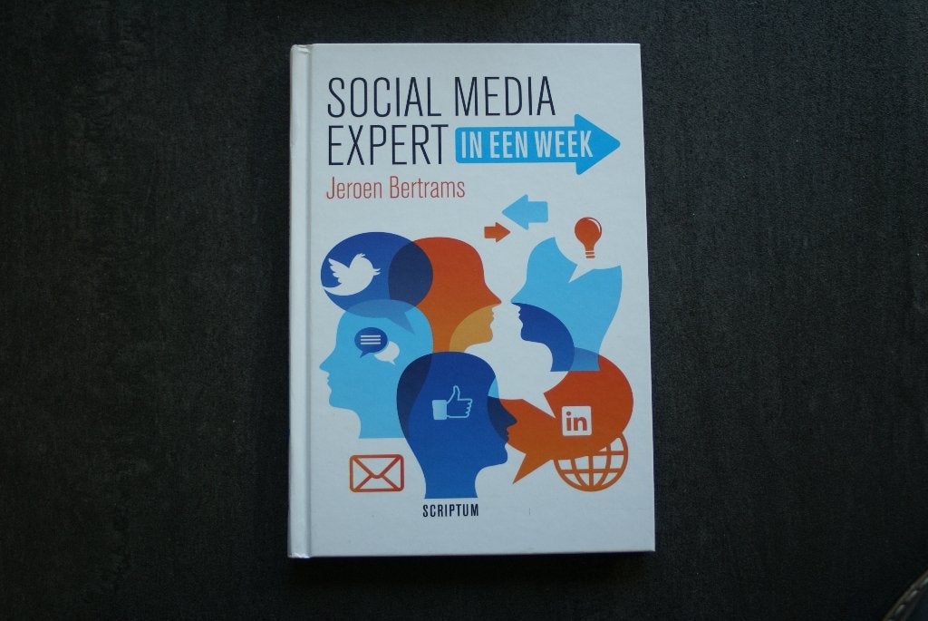 Social media expert in een week.... Jeroen Bertrams, Ophalen of Verzenden, Zo goed als nieuw, Management
