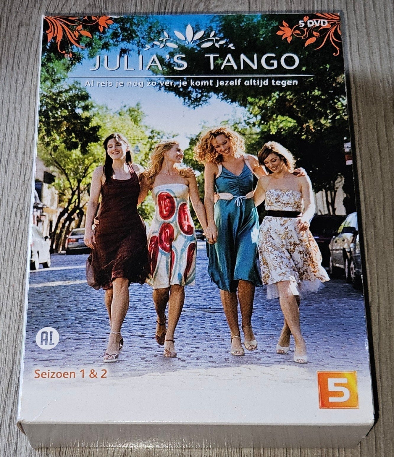 Julia's Tango - Seizoen 1 & 2 - 5DVD Boxset, Alle leeftijden, Boxset, Drama, Ophalen of Verzenden