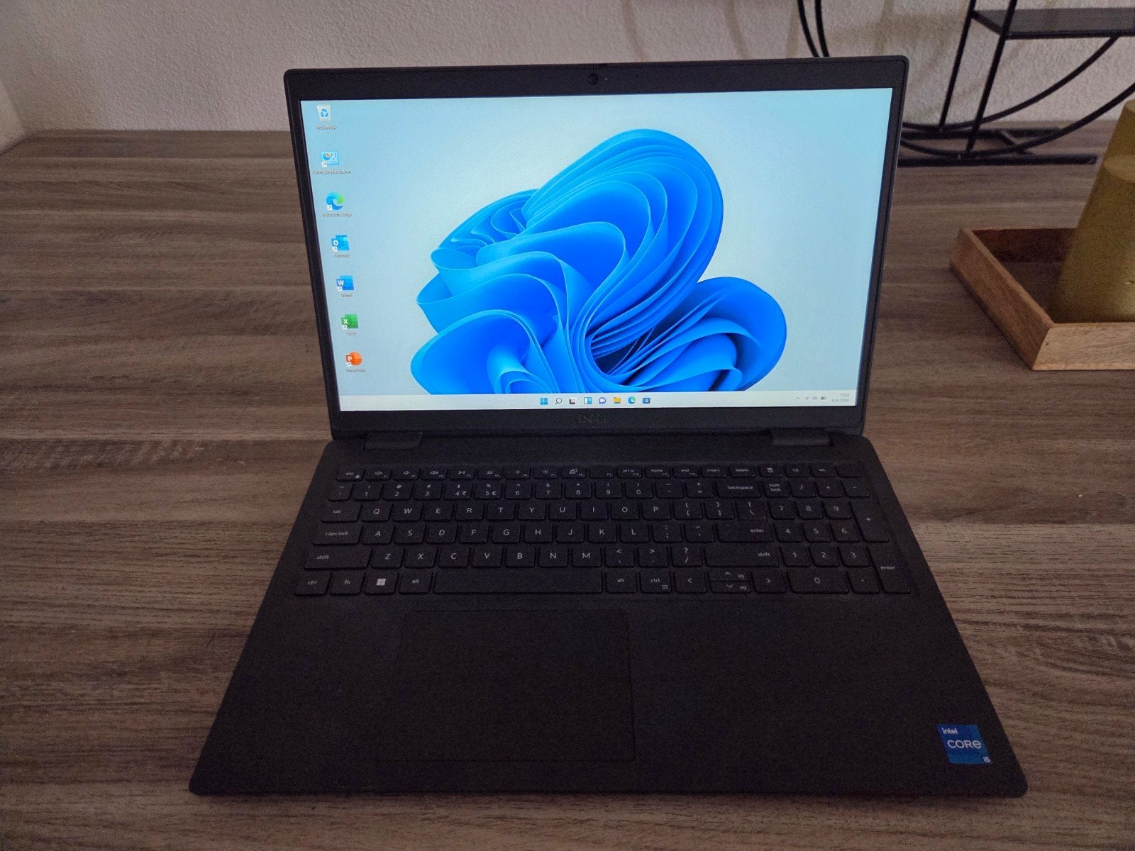 Dell Latitude 3520 i5 1135G7 16GB RAM 256GB SSD Win 11 Pro, Computers en Software, Windows Laptops, Ophalen of Verzenden, Zo goed als nieuw