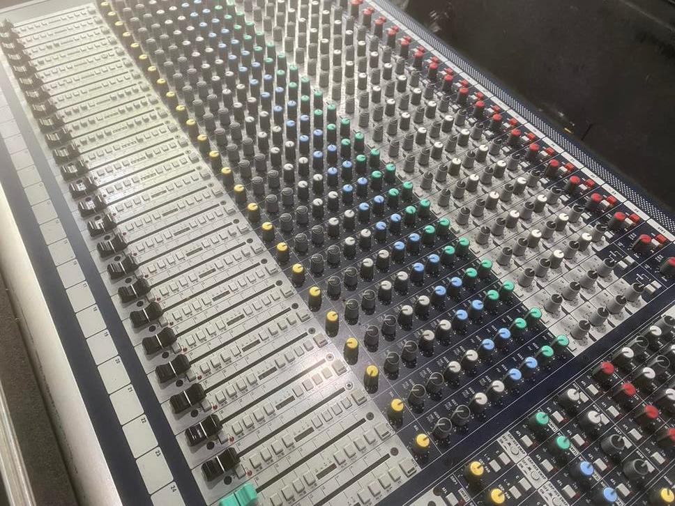 Soundcraft GB4 Mengpaneel - 24 Kanalen, Microfooningang, Ophalen of Verzenden, Zo goed als nieuw, Nvt
