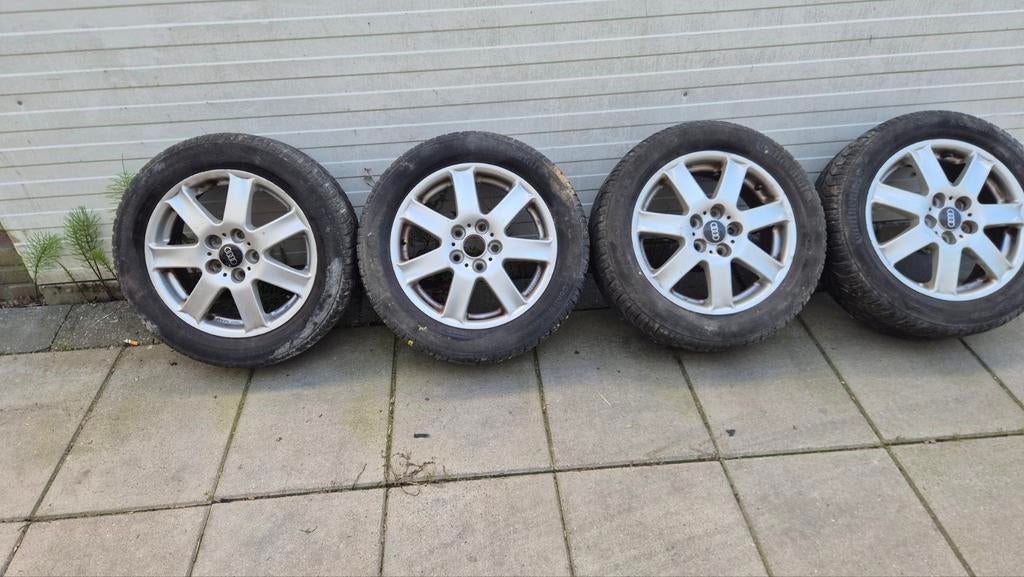 Te koop Audi velgen 5 x 112  met banden 205/55/16, Ophalen, 16 inch, 205 mm, Band(en)