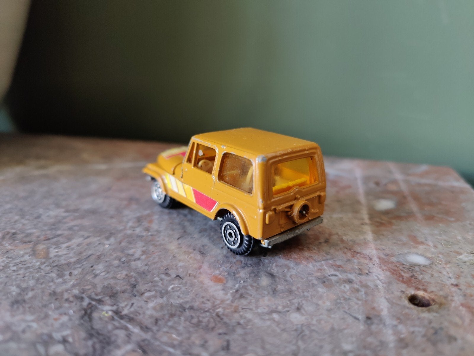 Yatming JEEP CJ-7 BRUIN, Ophalen of Verzenden, Zo goed als nieuw, Auto