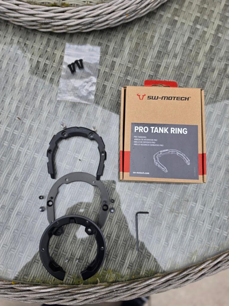 SW motech pro tankring -- model Kawasaki TRT.00.787.32100/B, Motoren, Ophalen of Verzenden, Zo goed als nieuw