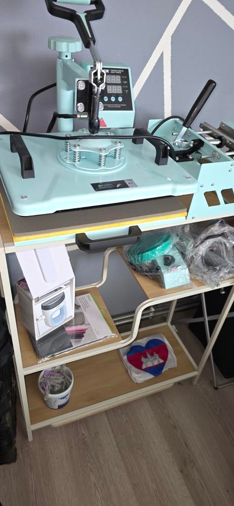 Complete Heat Press Set + Mokkenpers + Cricut Mini | Starter, Ophalen, Zo goed als nieuw, Lockmachine, Pfaff