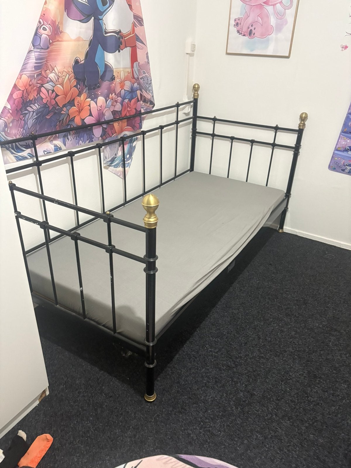 2 st 1 pers ijzer bed incl lattenbodem matras en, Ophalen, 85 tot 100 cm, Zo goed als nieuw, Lattenbodem