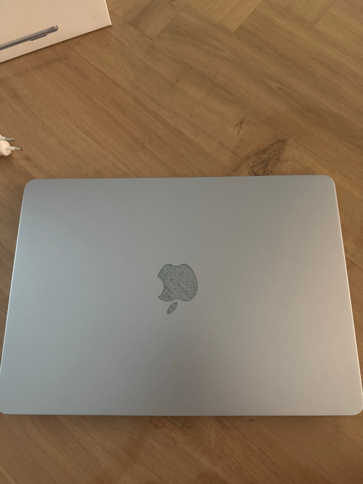 Foto 3 van MacBook Air 13” M4 16GB 256GB Sky Blue - 100% batterij