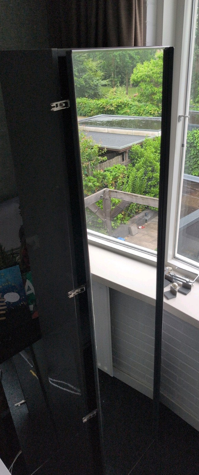 IKEA GODMORGON Badkamerkast met spiegel en glazen plankjes, Huis en Inrichting, Badkamer | Badkamermeubels, Ophalen, (Half)hoge kast