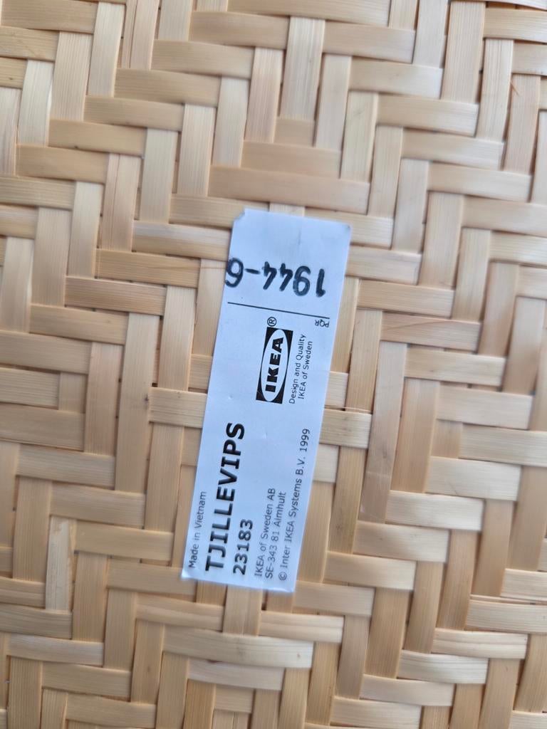 Rotan mandje Ikea, Huis en Inrichting, Woonaccessoires | Schalen en Manden, Overige materialen, Mand, Rond, Ophalen of Verzenden
