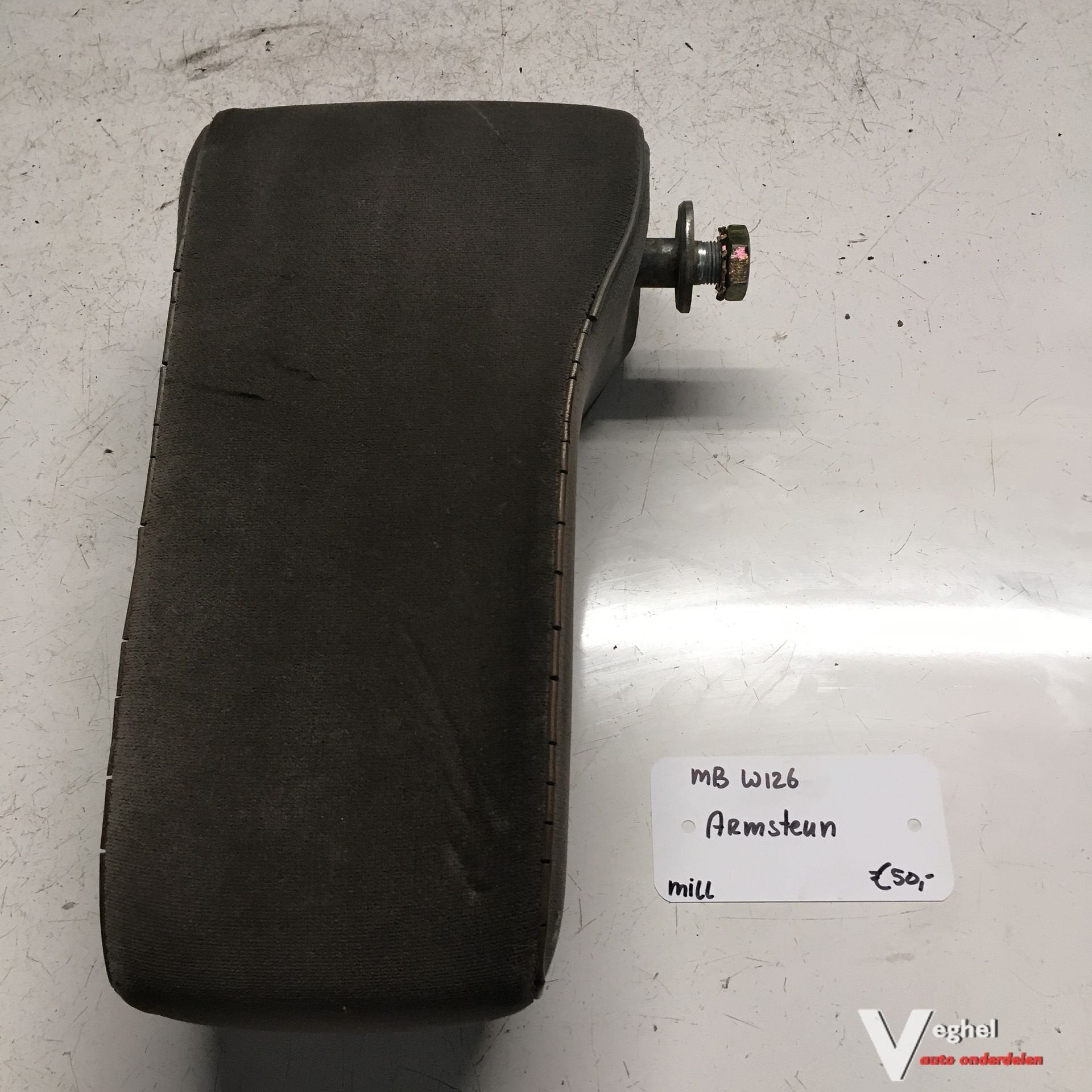 Mercedes W126 Armsteun grijs velours, Auto-onderdelen, Interieur en Bekleding, Gebruikt, -, -, Ophalen of Verzenden