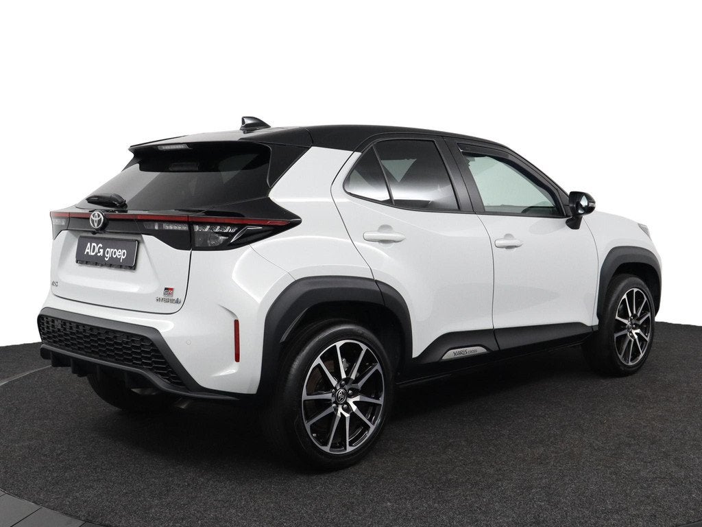 Toyota Yaris Cross 1.5 Hybrid GR Sport | JBL Audio | Stoelve, Auto's, Toyota, 12 maanden, Gebruikt, 116 pk, Wit