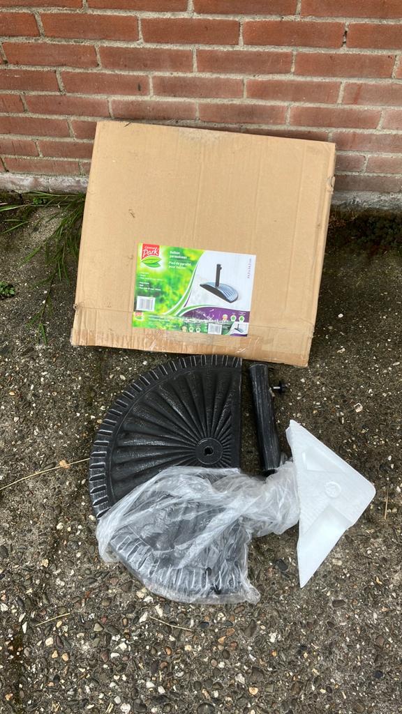 Nieuwe parasolvoet balkon central park zwart, Tuin en Terras, Parasols, Ophalen, Nieuw, Minder dan 1 meter, Parasolvoet