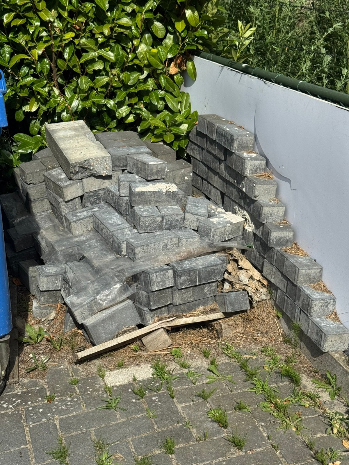 Straat klinkers en bandjes biobased, Ophalen, Zo goed als nieuw, Beton, Klinkers