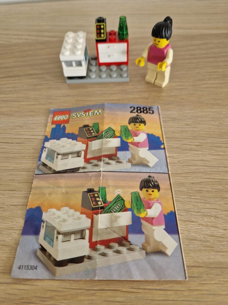 Lego System 2885 Kassa met minifiguur en instructies, Compleet, Overige thema's, Lego, Ophalen of Verzenden