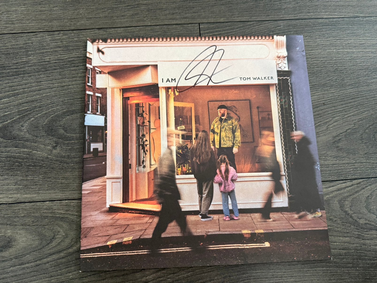 Tom Walker - I Am (COVER SIGNED), LP, Pop, Gesigneerd, Ophalen of Verzenden