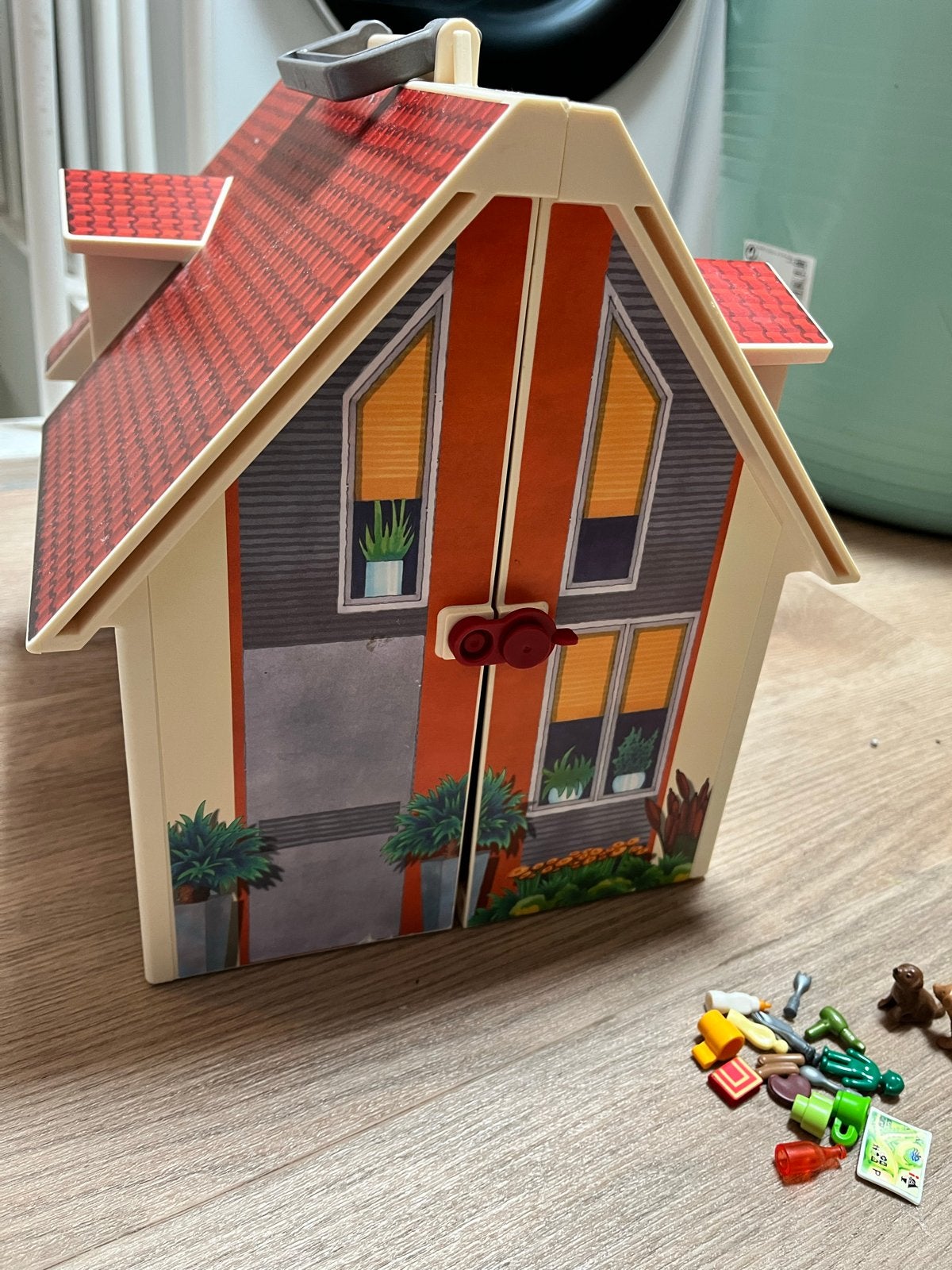 Playmobil Huis - Draagbaar en Compleet met Meubels, Kinderen en Baby's, Speelgoed | Playmobil, Ophalen, Gebruikt, Complete set