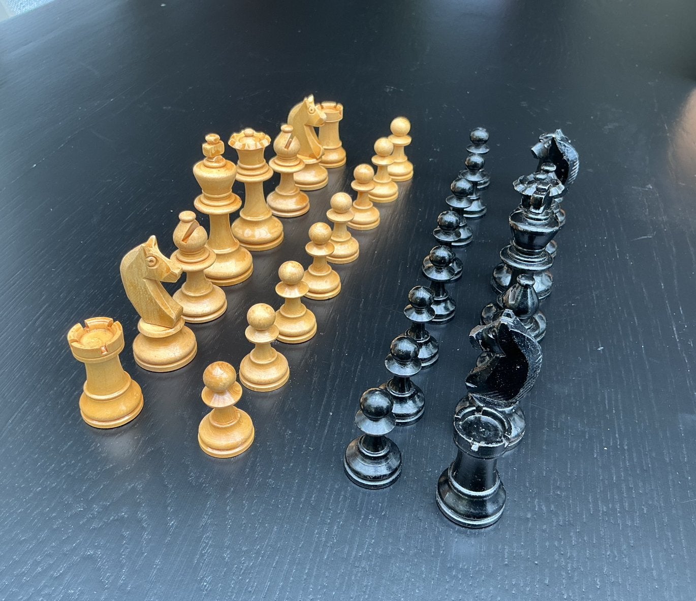 Vintage houten Homas schaakstukken in een opbergkistje., Ophalen of Verzenden, Zo goed als nieuw