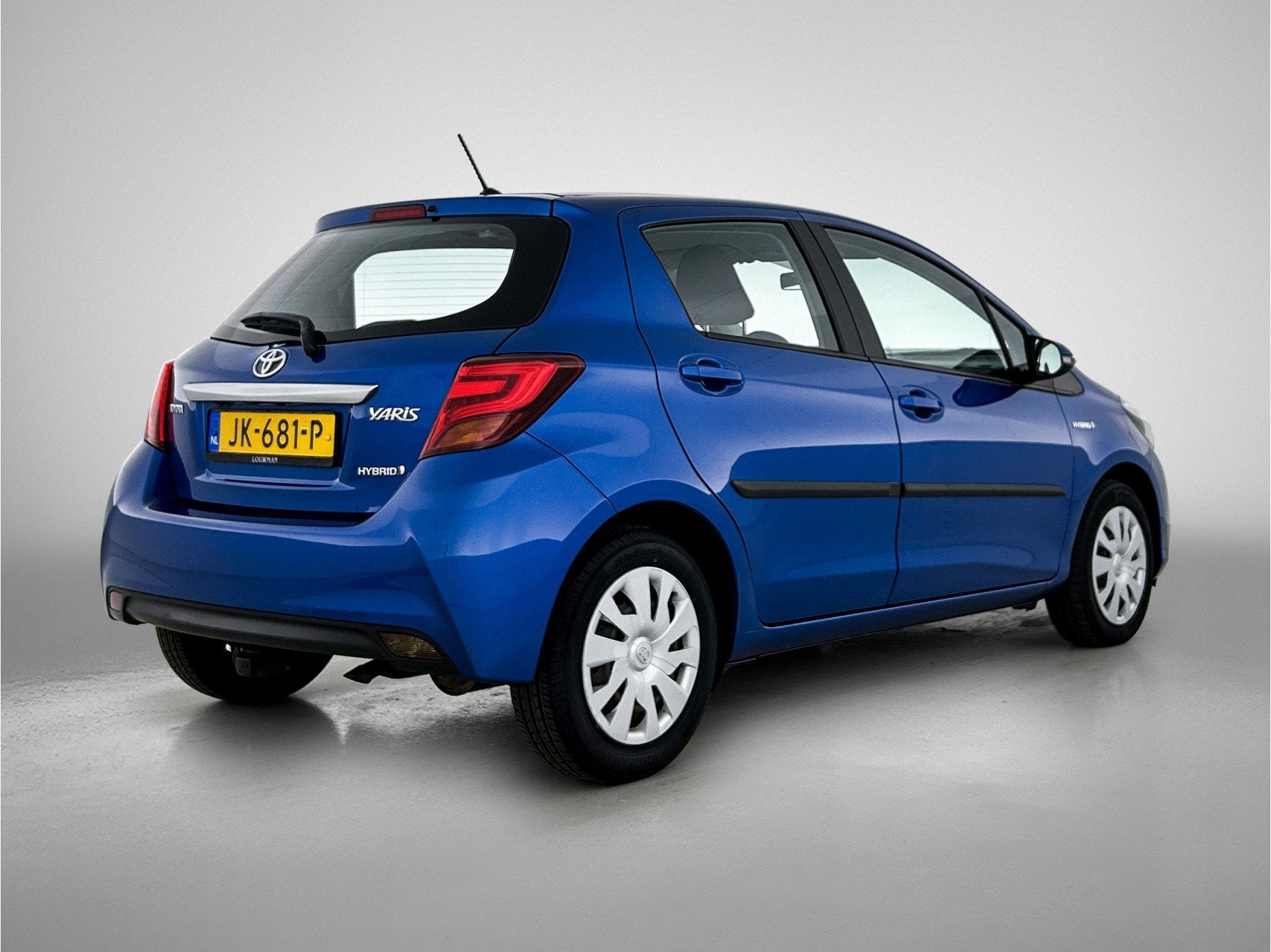 Toyota Yaris 1.5 Hybrid Aspiration | Dealer onderhouden | Ca, 12 maanden, Gebruikt, Euro 6, 4 cilinders