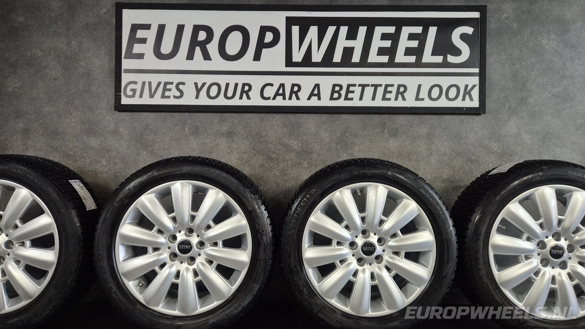 18 inch MINI Countryman F60 velgen winterbanden