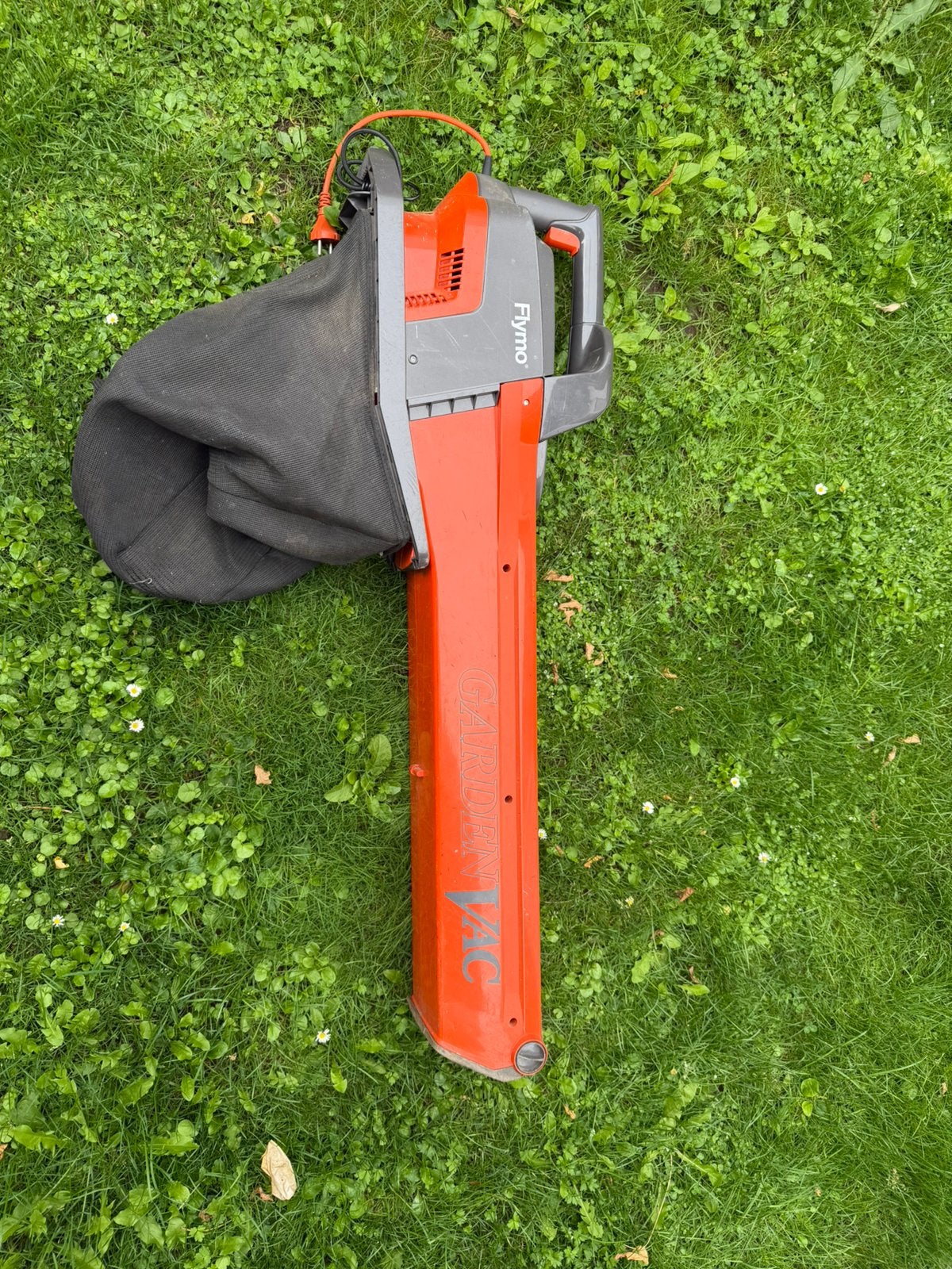 Flymo garden vac, Ophalen, Zo goed als nieuw, Elektrisch