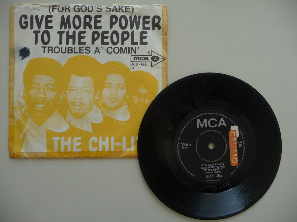 single THE CHI-LITES - GIVE MORE POWER TO THE PEOPLE -, Gebruikt, 7 inch, Ophalen of Verzenden, Pop