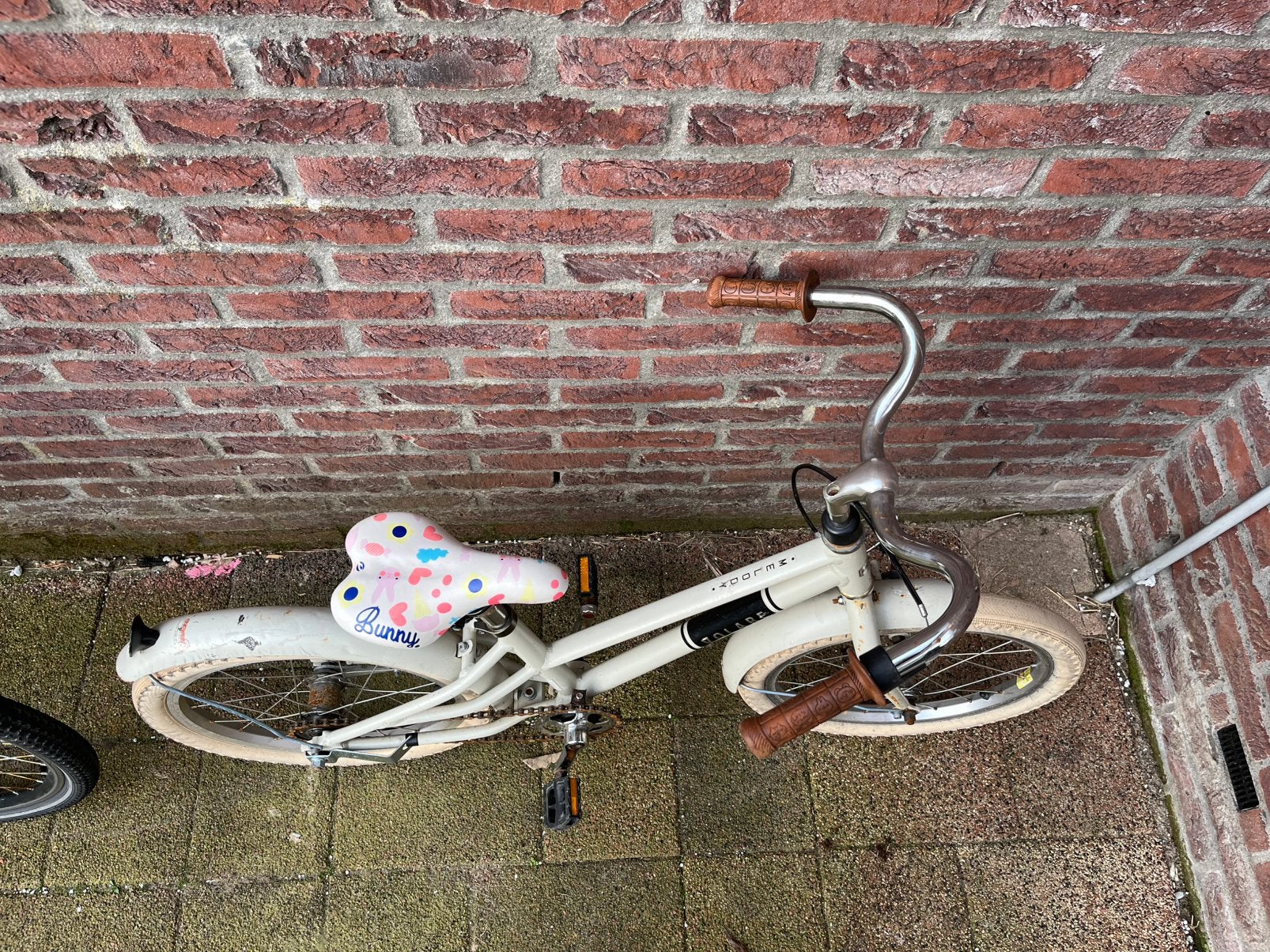 Kinderfietsje voor meisjes 4/5 jaar, Fietsen en Brommers, Fietsen | Kinderfietsjes, Ophalen, Gebruikt