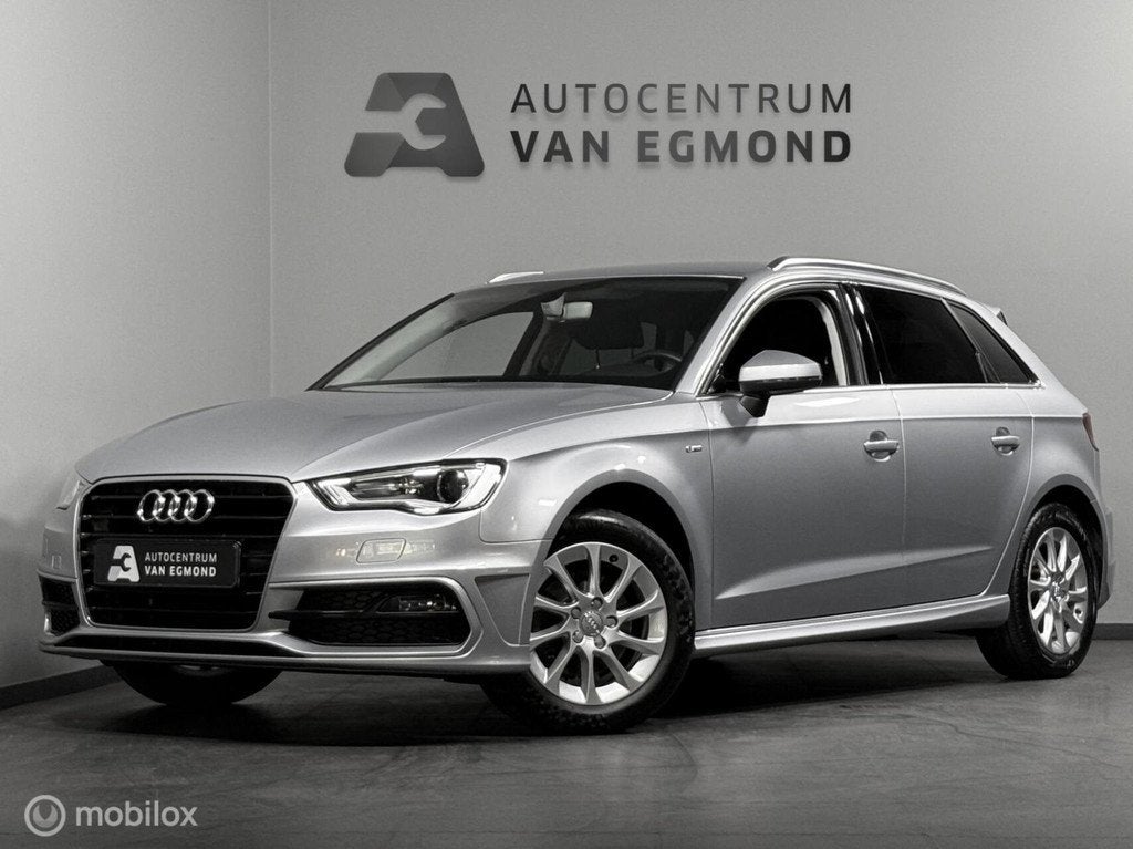 Audi A3 Sportback 1.4 TFSI S-TRONIC S-LINE | TREKHAAK | NAVI, Stof, Gebruikt, 4 cilinders, 150 pk