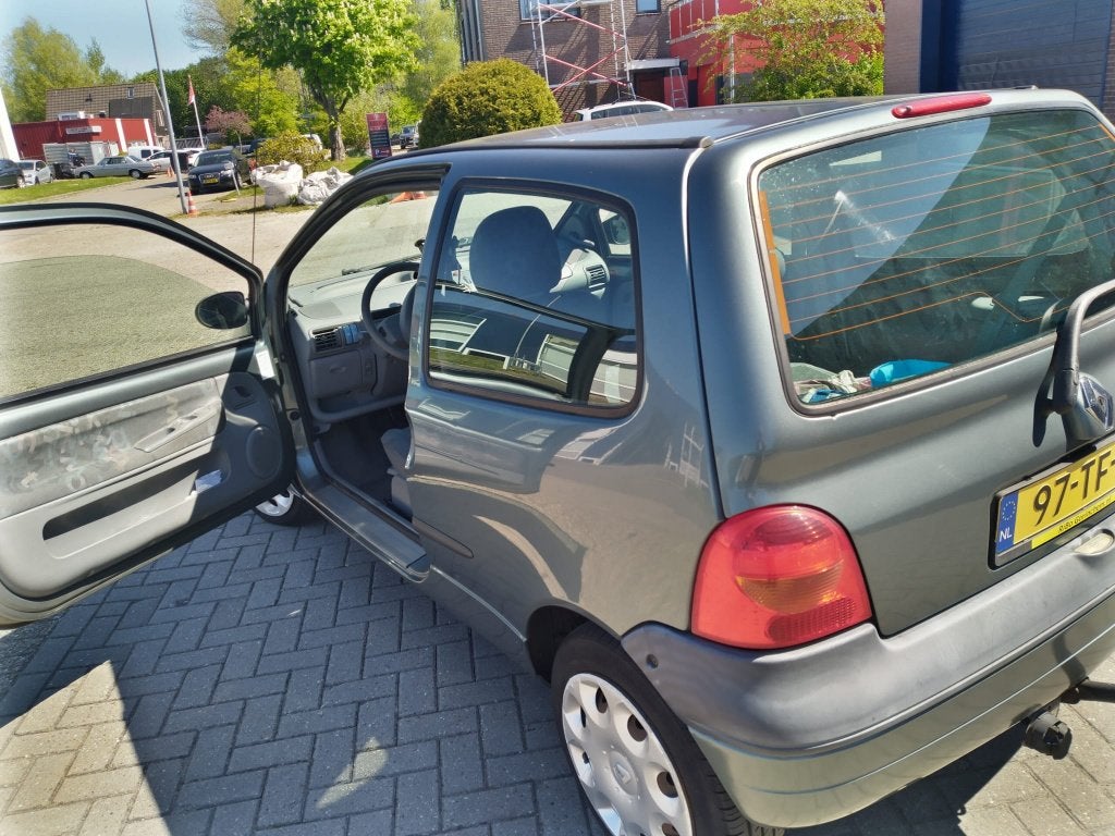 Renault Twingo 1.2 16V E4 2006 Groen, Auto's, Voorwielaandrijving, Airbags, 4 cilinders, 4 stoelen