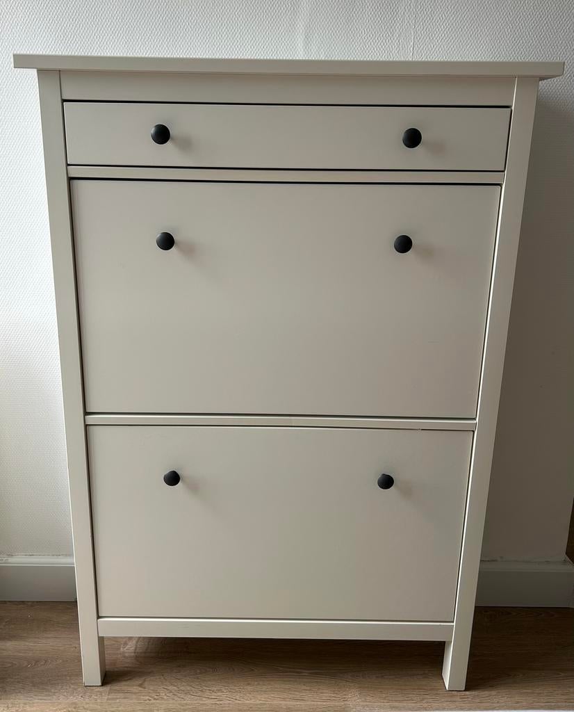 Schoenenkast IKEA HEMNES, Ophalen, Zo goed als nieuw