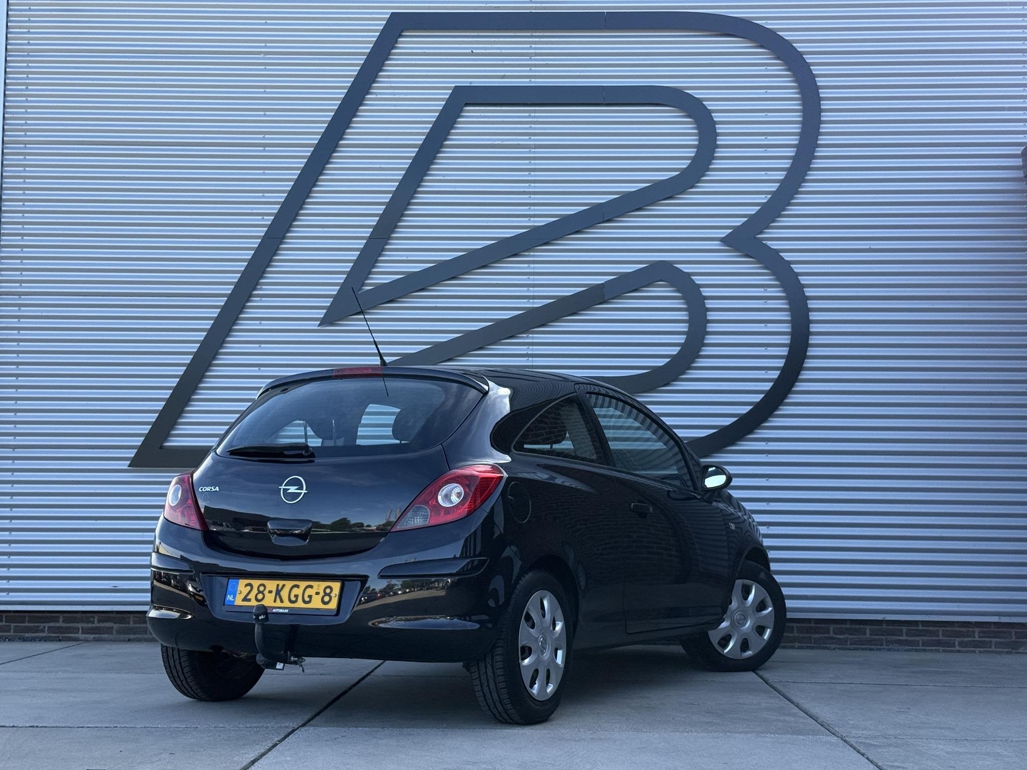 Opel Corsa 1.4-16V White Edition 2e Eigenaar|Airco|Cruise|Tr, Voorwielaandrijving, Stof, Gebruikt, 4 cilinders