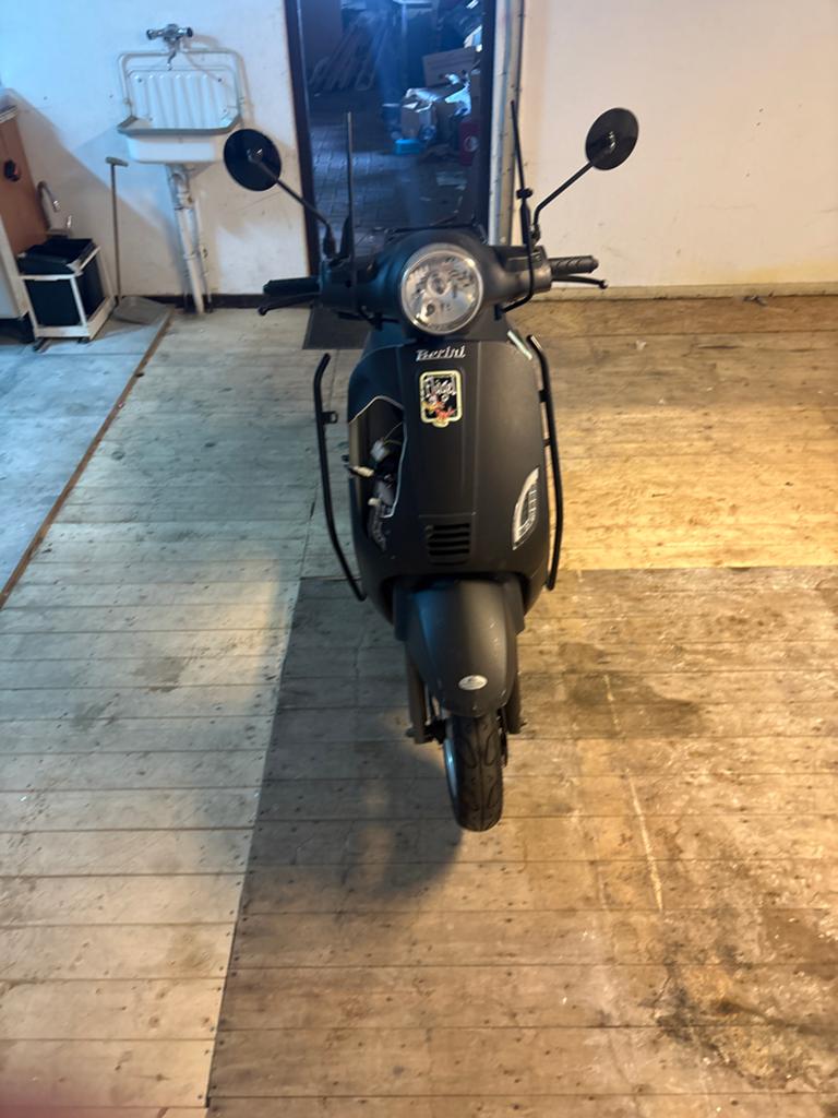 Berini Napoli scooter - Goed onderhouden met klein defect, Ophalen of Verzenden, Gebruikt, Benzine, Overige merken