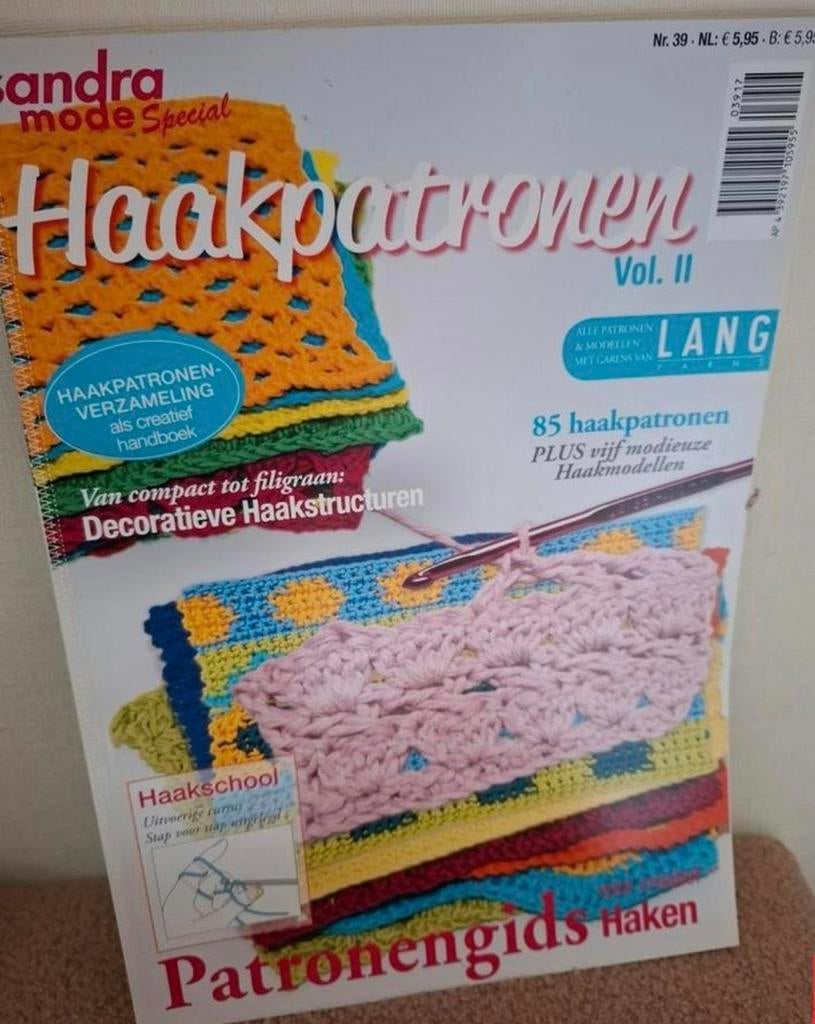 Veel leuke haaktijdschriften nu 3 voor 10.50, Ophalen of Verzenden, Zo goed als nieuw, Haken, Patroon of Boek