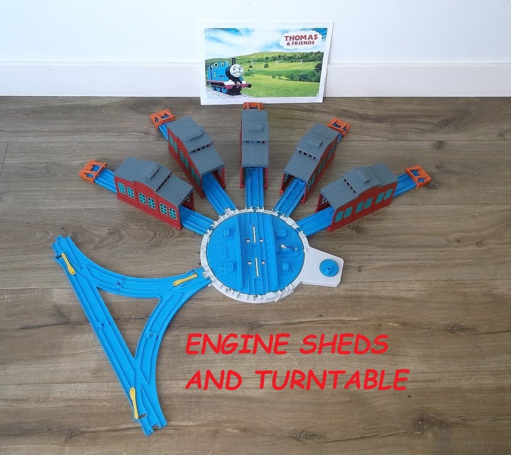 Trackmaster Thomas de Trein, Engine Sheds and Turntable, Ophalen of Verzenden, Gebruikt