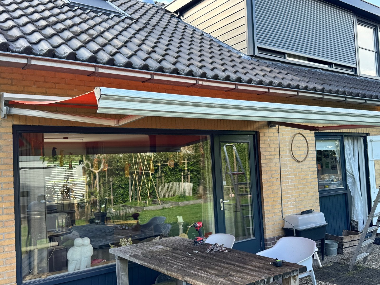 Zonnescherm 390 cm lang en 250cm uitval, Ophalen, Gebruikt, Knikarmscherm