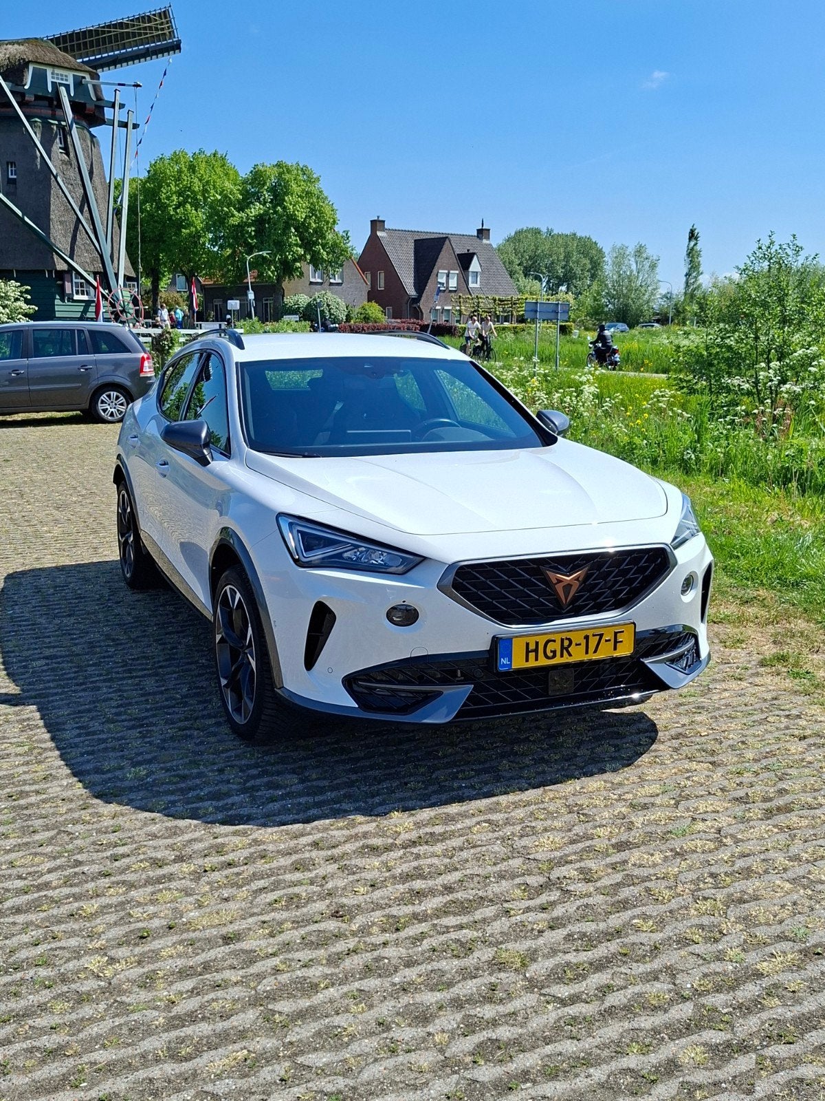 Cupra Formentor 1.4 E-hybrid 245pk 2023 36.000 KM Wit, Auto's, 4 cilinders, Formentor, Leder en Stof, Wit