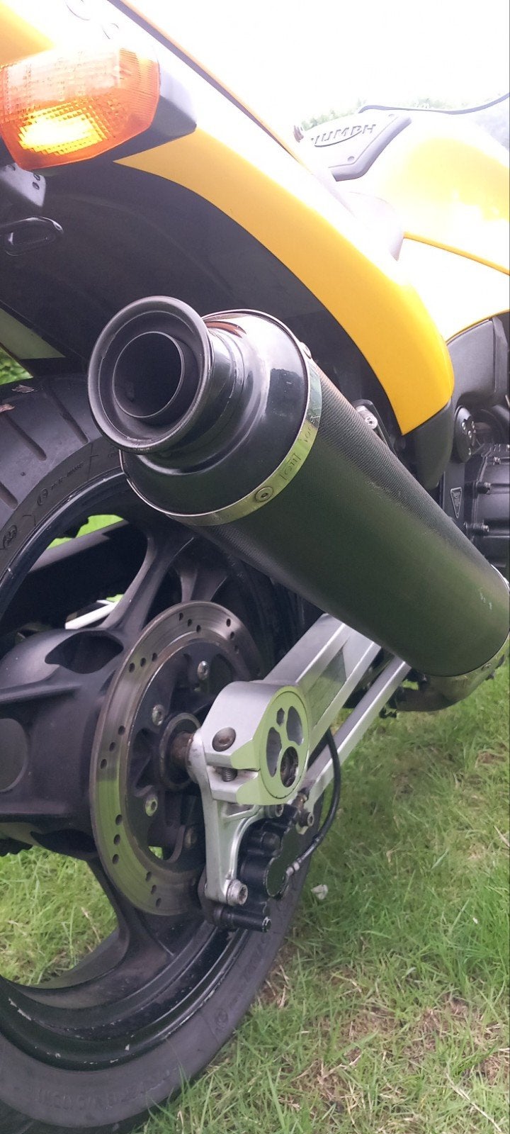 Foto 11 van Triumph 900 Daytona, T300, originele staat, lees tekst!