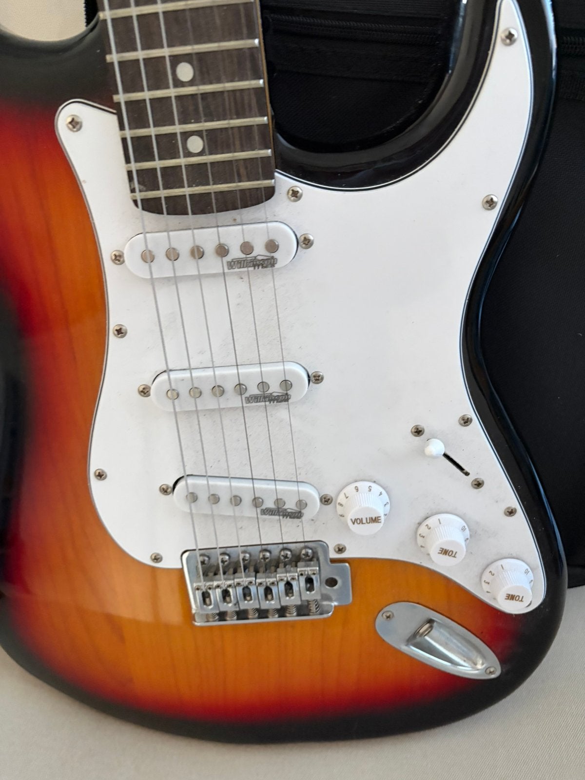 Electrische Morgan gitaar met Fender versterker, Muziek en Instrumenten, Ophalen, Zo goed als nieuw, Solid body, Fender
