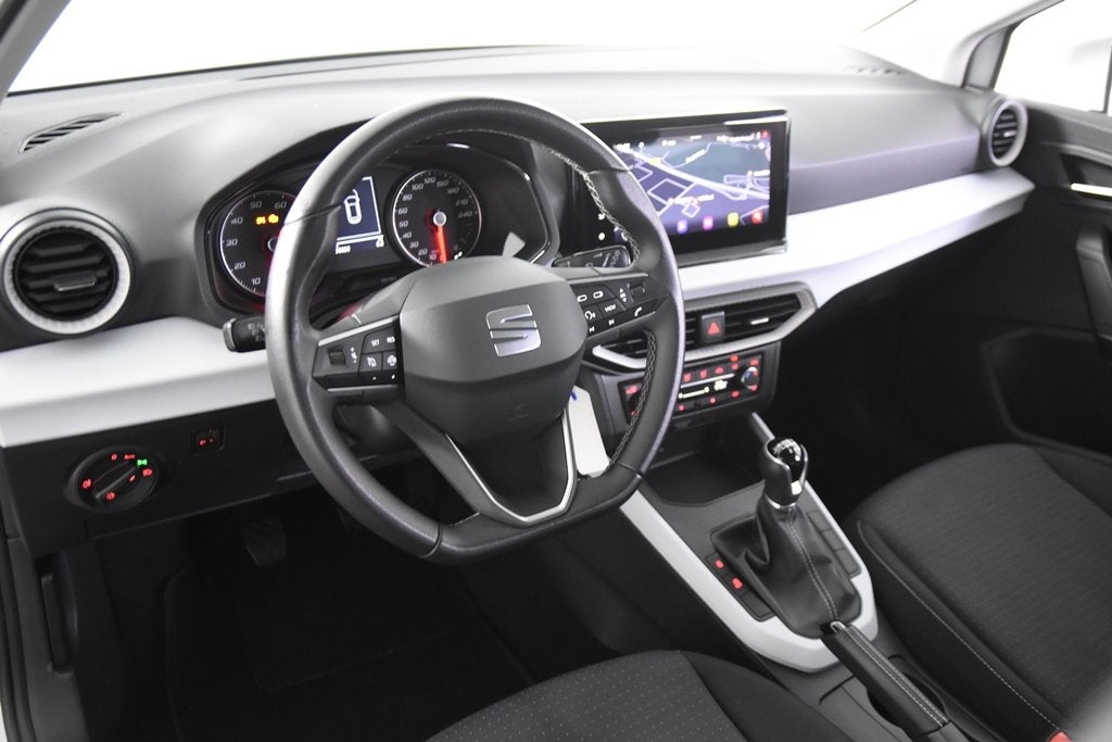 SEAT Arona 1.0 TSI Urban *1ste Eigenaar*Navigatie*Stoelverwa, Auto's, Voorwielaandrijving, Dealer onderhouden, Stof, Gebruikt