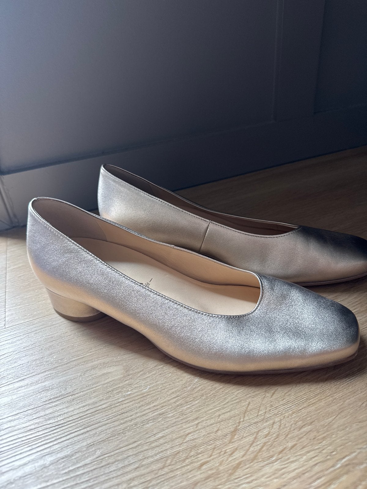 Hassia Pump Roma Lightbronce - Zo goed als nieuw, Ophalen of Verzenden, Zo goed als nieuw, Overige kleuren, Pumps