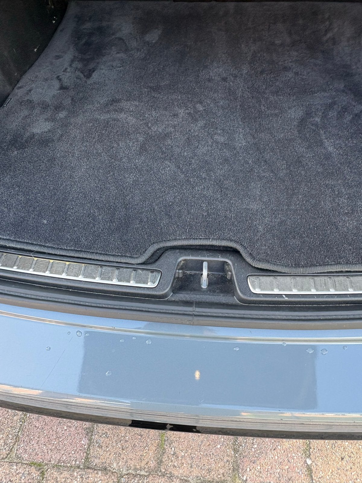 Volvo kofferbakmat en laadvloerbescherming nieuw, Ophalen, Gebruikt