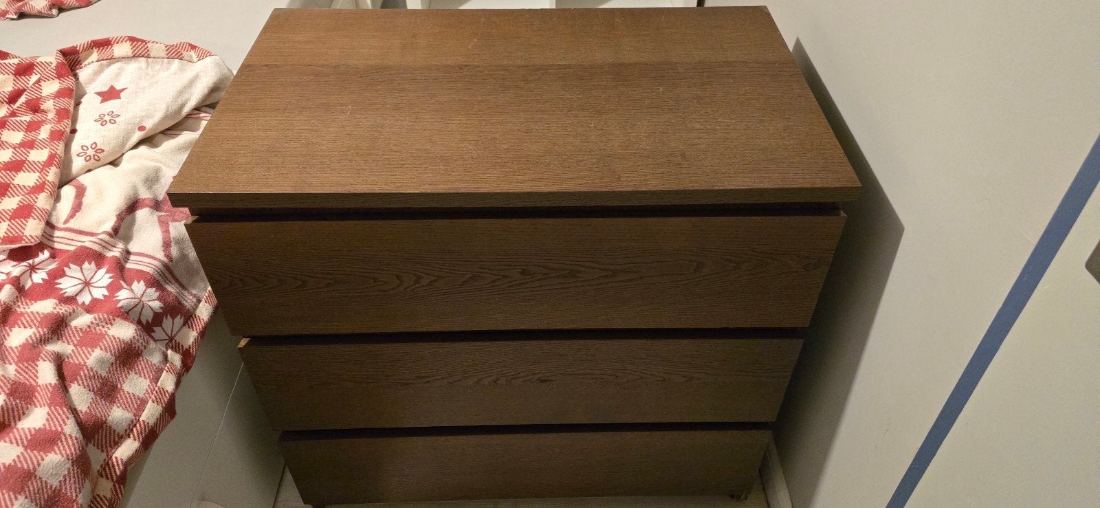 Bruine commode met 4 lades, Huis en Inrichting, Ophalen, 50 tot 100 cm, Zo goed als nieuw, 75 tot 100 cm